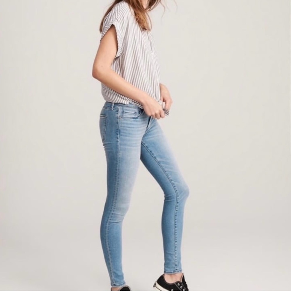 Abercrombie & Fitch Harper Low Rise Jeans